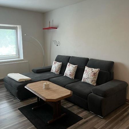 Apartman V Rodinnem Dome Jaroměř Εξωτερικό φωτογραφία