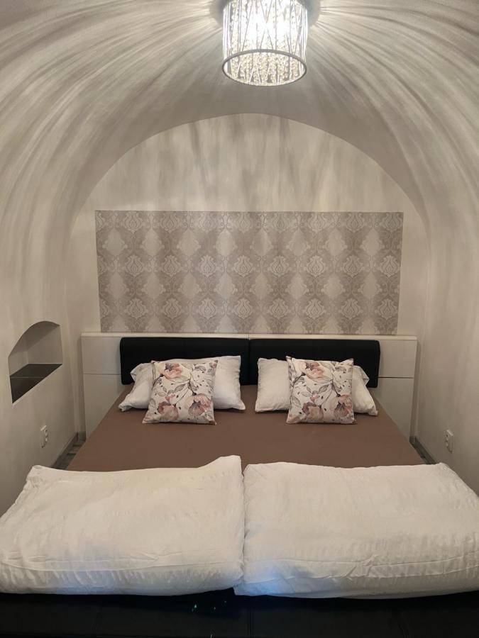 Apartman V Rodinnem Dome Jaroměř Εξωτερικό φωτογραφία