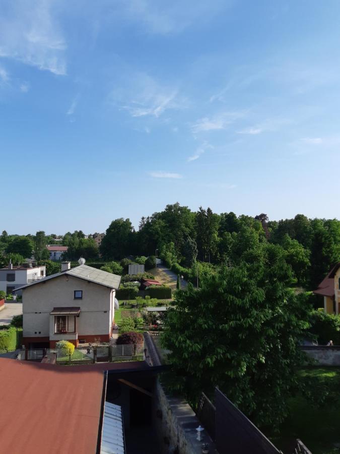 Apartman V Rodinnem Dome Jaroměř Εξωτερικό φωτογραφία